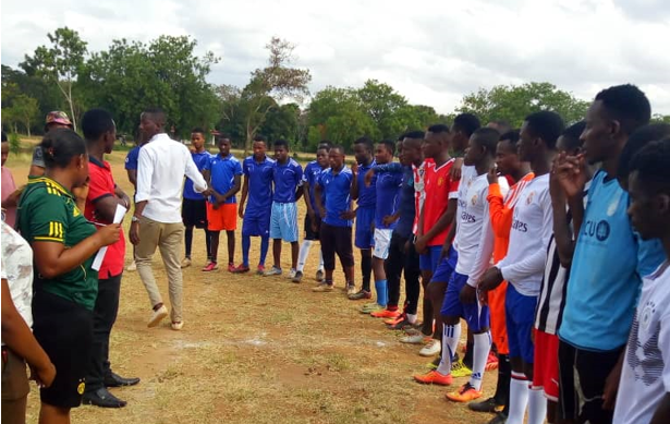 Football student cssh collegeofsocialsciencesandhumanities